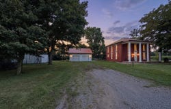 5187 E 1100 N Road, Ossian, IN 46777