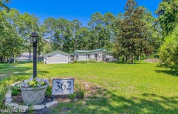 362 Pinefield Court NW, Calabash, NC 28467