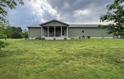 1771  Co Rd 1025 E, Cisne, IL 62823