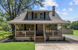 736 Shenango Stop Rd, Shenango Twp, PA 16101