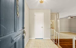 1119 Fountain View Drive, Houston, TX 77057