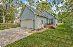 131 E Sixteenth Street, Traverse City, MI 49684