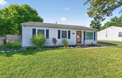 4511 Edgewyn Avenue, Hilliard, OH 43026