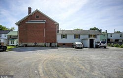 20 N PARK AVENUE, MERCERSBURG, PA 17236