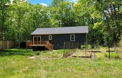147 Beach Lane, Dingmans Ferry, PA 18328