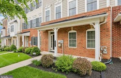 221 PATRIOTS PATH, MALVERN, PA 19355