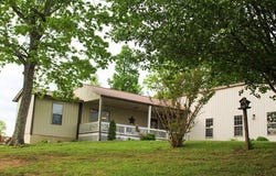 1660 South S Tree Tower Road, Sand Gap, KY 40481