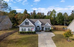 5641 Wooded Valley, Flowery Branch, GA 30542