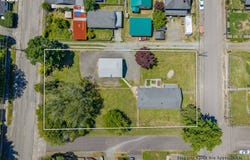 1228 SPRUCE St, MyrtlePoint, OR 97458