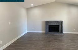 945 Arambel Dr, Patterson, CA 95363