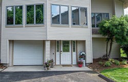 97 Farnum Pike, Smithfield, RI 02917