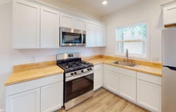 106 S 17Th Street, Fairfield, IA 52556