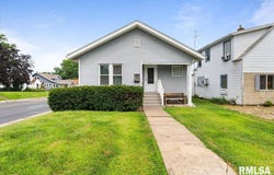 1658 West Lombard Street, Davenport, IA 52804
