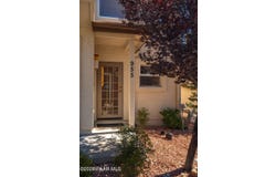 955 N Rolling Green Road, Dewey-Humboldt, AZ 86327