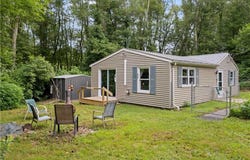 26 Clarke Avenue, Hopkinton, RI 02832