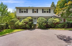 19 Carlton Road, Bronxville, NY 10708