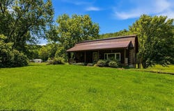 6002 Greenbrier Road, Salem, WV 26426