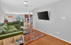 5322 harefield, San Antonio, TX 78228