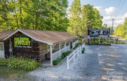 14622 226 Highway, Spruce Pine, NC 28777