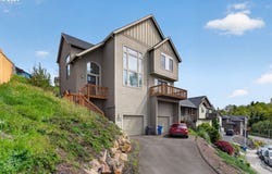300 SE OAK VIEW Ln, Estacada, OR 97023