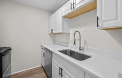 3061 BERNICE Road, Lansing, IL 60438