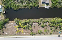 15141 INGRAHAM BOULEVARD, PORT CHARLOTTE, FL 33981