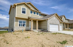 11707 S 123rd Avenue, Papillion, NE 68046