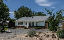 95 Mountain View Ave, Bishop, CA 93514