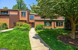 15 OAKRIDGE COURT, LUTHERVILLE TIMONIUM, MD 21093