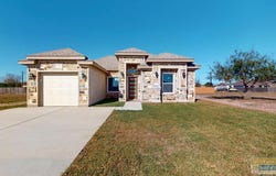 2702 Juan Castillo Ave., Port Isabel, TX 78578