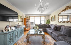 211-40 18th Ave, Bayside, NY 11360