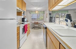 19885 SW Wright ST, Beaverton, OR 97078