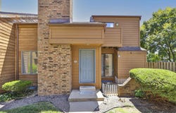 3440 S Delaware Avenue, Springfield, MO 65804