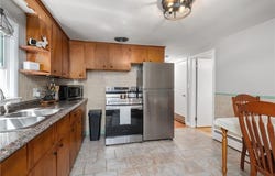 18 Oak Hill Avenue, North Smithfield, RI 02896