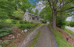 131 River Road, Newcastle, ME 04553