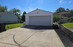 932 E 218th Street, Cleveland, OH 44119