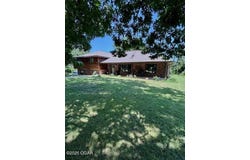 1606 Fairview Avenue, Baxter Springs, KS 66713