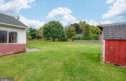 923 ROHRERSTOWN ROAD, LANCASTER, PA 17601