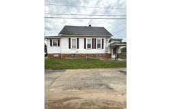 211 Fuhr Street, Dennison, OH 44621
