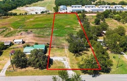 1083 E 1st Street, Weatherford, TX 76086