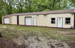 89 Zips Road, Hawk Point, MO 63349