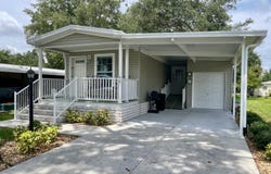 616 Hickory Hill, Lady Lake, FL 32159