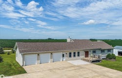 2405 X Avenue, Defiance, IA 51527