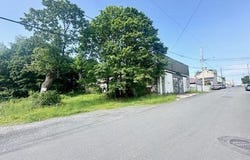 PARK Street, Freeland, PA 18224