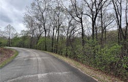697 Muirfield Drive, Sunrise Beach, MO 65079