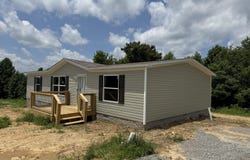 60 Melody Anne Drive, Columbia, KY 42728