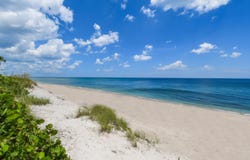 650 NE Waters Edge Lane, Port Saint Lucie, FL 34983