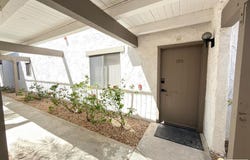 1050 E Ramon Rd, Palm Springs, CA 92264