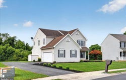 266 LONGLEAF Drive, BLANDON, PA 19510