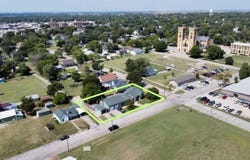 714 E South St, Beloit, KS 67420